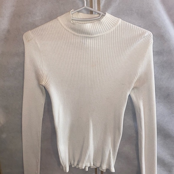 F21 white ribbed turtleneck long sleeve - Picture 1 of 1